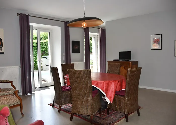 아파트 La Maison De Lise 카자르크